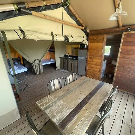 La Escalada Kompleks wypoczynkowy *