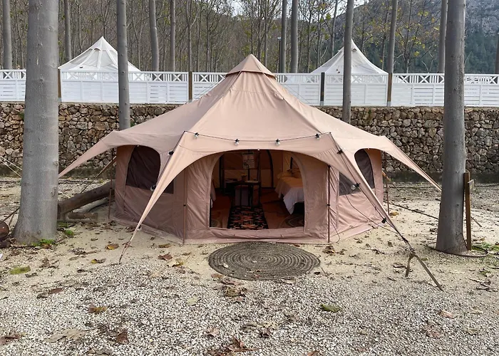 La Escalada Üdülőpark *